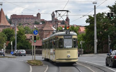 Nürnberg entdecken: Stadtrundfahrt mit der Oldtimer-Linie 13