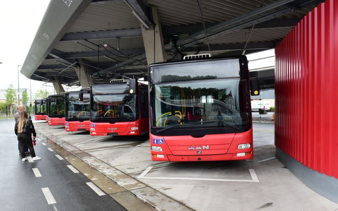 Neun VAG-Busse für Nürnbergs Partnerstadt Charkiw