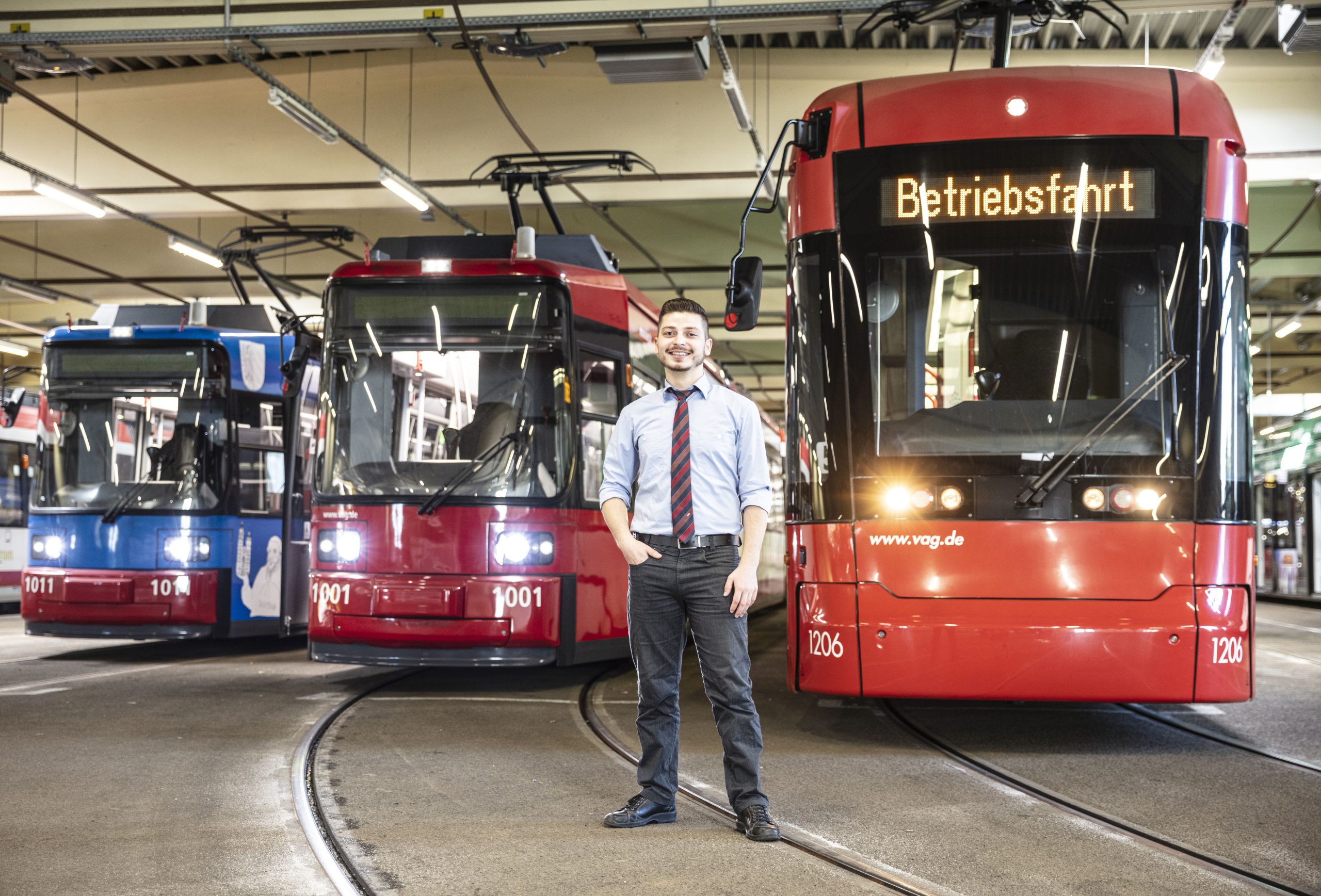 VAG bildet Studierende zu Straßenbahnfahrer*innen aus