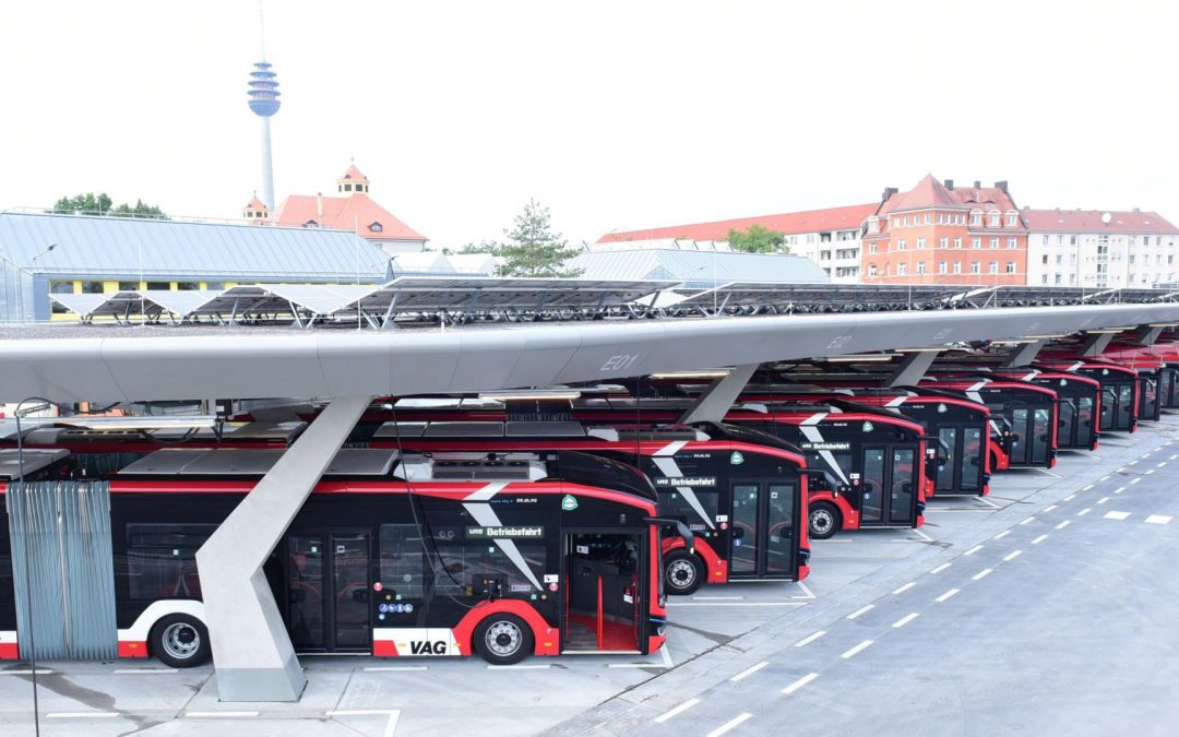 Nachhaltige Mobilität: Mit Bus und Bahn klappt`s